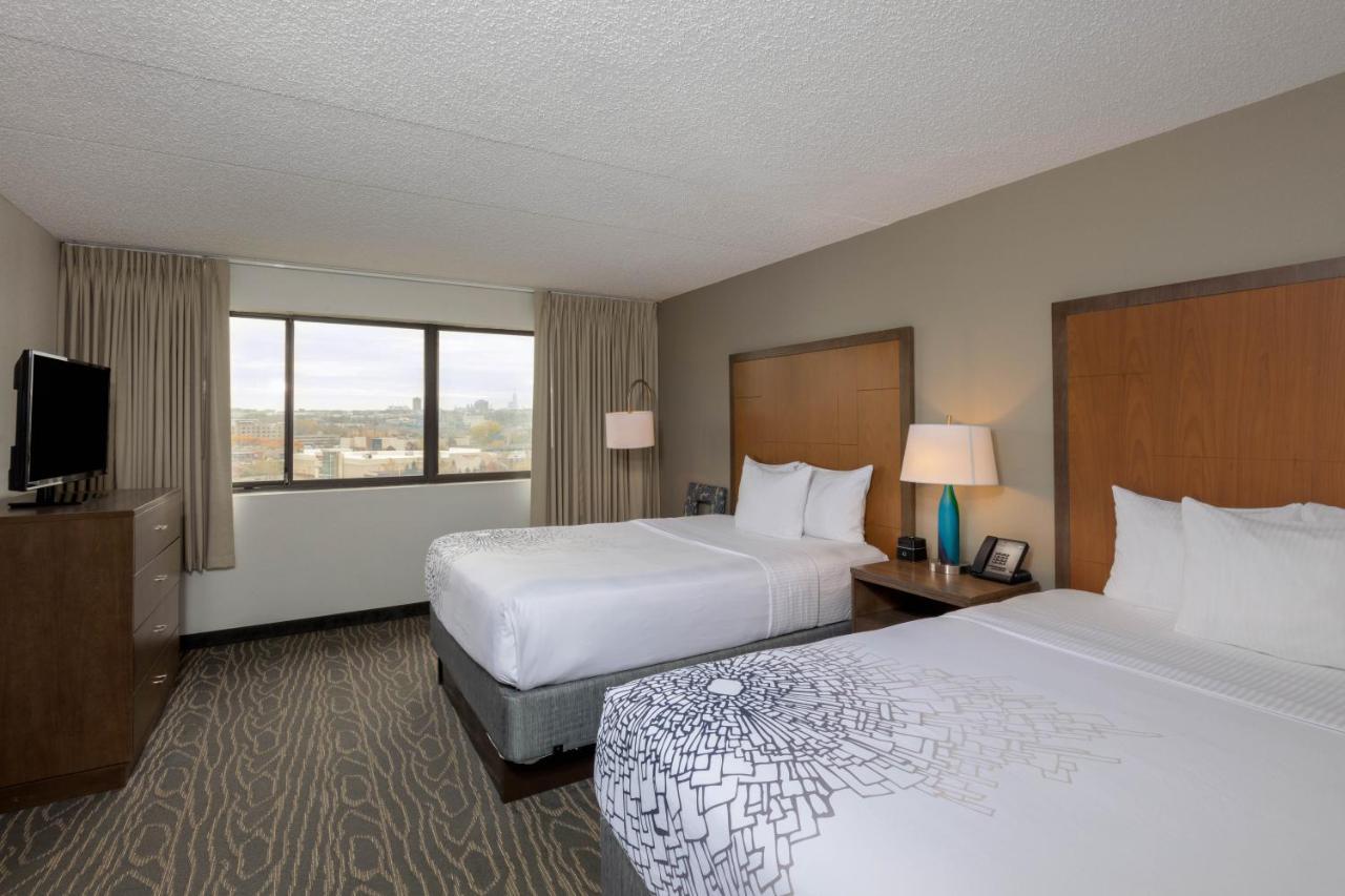 La Quinta By Wyndham Secaucus Meadowlands Hotel Eksteriør billede